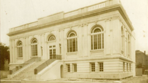 The Beaux-Arrts exterior elevation of the Charleston Library Society when it was first constructed in the 1700s.